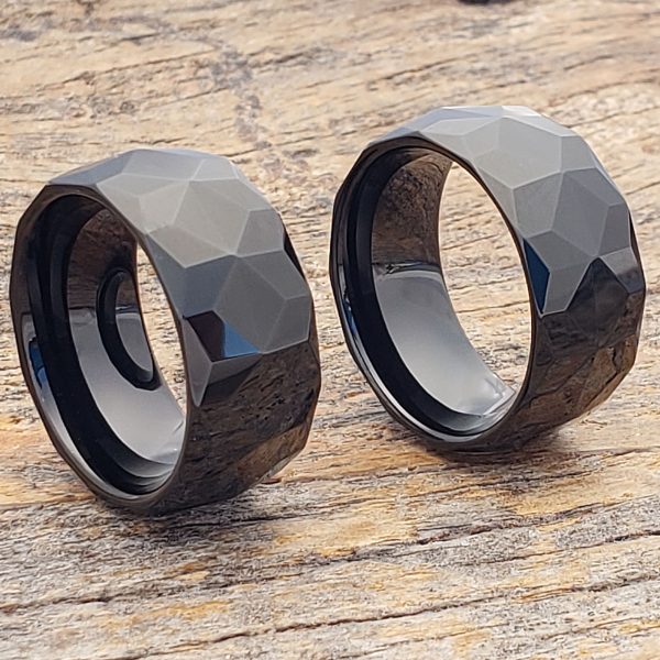 pavo-black-mens-faceted-10mm-rings