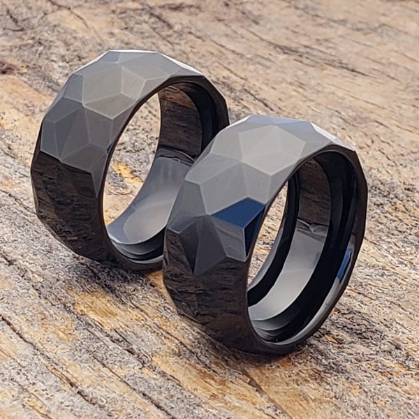 pavo-black-mens-faceted-rings-10mm